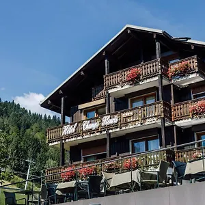 4* Hotel Champs Fleuris